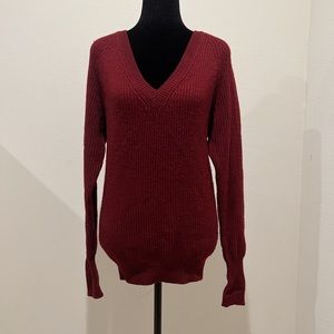 Neiman Marcus raspberry magenta 100% Merino wool V Neck sweater ladies Medium